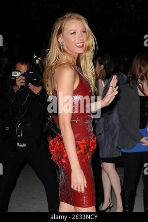 Blake Lively assiste à la projection de la ville tenue au Roy Thompson Hall pendant le Festival international du film de Toronto 2010. Toronto, Ontario, Canada. 11 septembre 2010. Photo de Lionel Hahn/ABACAPRESS.COM. (Photo : Blake Lively) Banque D'Images