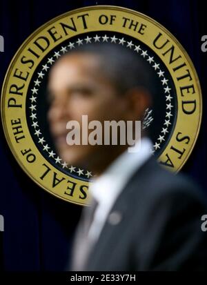 « LE président AMÉRICAIN Barack Obama fait une annonce sur l'expansion de son initiative « Educate to Innovate » visant à améliorer la science, la technologie, l'ingénierie et l'enseignement des mathématiques (STEM) à l'Auditorium de la Cour du Sud de la Maison Blanche à Washington, DC, Etats-Unis, le 16 septembre 2010. The change the Equation les membres du conseil d'administration présents à l'événement étaient : Craig Barrett, ancien PDG et président du conseil d'administration, Intel et président du conseil d'administration, change the Equation ; Sally Ride, présidente-directrice générale, Sally Ride Science et vice-présidente du conseil d'administration, change the Equation ; Ursula Burns, présidente et chef de la direction, Xerox; Glenn Britt, ce Banque D'Images