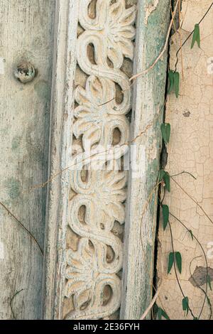 Cadre de porte en bois sculpté; Oman Banque D'Images