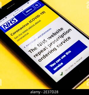 Londres, Royaume-Uni, janvier 2021, NHS App Mobile ou Smart Phone Screenshot prescription Ordering Service durant la pandémie Covid-19 Banque D'Images