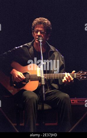 Lou Reed en concert au Royal Festival Hall de Londres, au Royaume-Uni. 3 juillet 1997 Banque D'Images