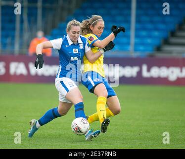 Solihull, West Midlands, Royaume-Uni. 17 janvier 2021. WSL: BCFC v Brighton et Hove Albion. Claudia Walker, buteur de blues en action. Crédit : Peter Lophan/Alay Live News Banque D'Images