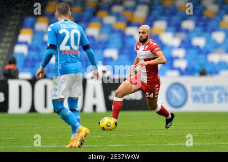 Naples, Italie. 17 janvier 2021. Sofyan Amrarat joueur de Fiorentina, pendant le match de la ligue italienne de football Serie A entre Napoli vs Fiorentina résultat final 5-0, match joué au stade Diego Armando Maradona. Italie, 17 janvier 2021. (Photo par Vincenzo Izzo/Sipa USA) crédit: SIPA USA/Alay Live News Banque D'Images