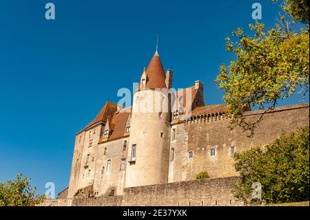 DAS Burgschloss von Châteauneuf-en-Auxois. Foto: Hilke Maunder Banque D'Images