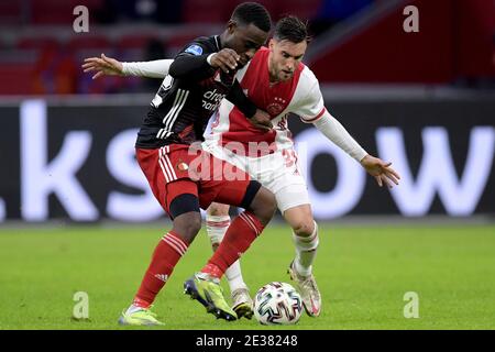 AMSTERDAM, PAYS-BAS - JANVIER 17: Lutscharel Geertruida de Feyenoord, Nicolas Tagliafico d'Ajax pendant le match hollandais entre Ajax et Feyenoord à l'arène Johan Cruijff le 17 janvier 2021 à Amsterdam, pays-Bas (photo de Gerrit van Keulen/Orange Pictures/Alay Live News)*** Légende locale, Nicolas Geafijel, Nicolas Luttruida Banque D'Images