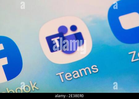 Gros plan du logo de l'application Microsoft Teams sur un smartphone. Microsoft Teams est une plate-forme de communication commerciale propriétaire développée par Microsoft Banque D'Images