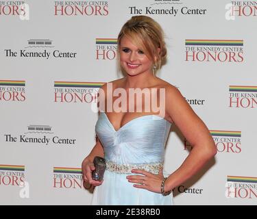 Miranda Lambert arrive pour le dîner officiel de l'artiste au Département d'État des États-Unis à Washington, D.C., le samedi 4 décembre 2010. Photo de Ron Sachs/ABACAUSA.COM (photo : Miranda Lambert ) Banque D'Images