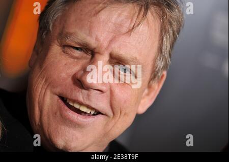 Mark Hamill arrive pour la première de Paramount Pictures 'The Fighter' au Mann Chinese Theatre à Los Angeles, CA, Etats-Unis le 6 décembre 2010. Photo de Lionel Hahn/ABACAPRESS.COM Banque D'Images