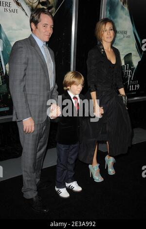 Matthew Broderick, James Wilkie Broderick et Sarah Jessica Parker assistent à la première de « Harry Potter and the Deathly Hallows - part 1 » au Alice Tully Hall de New York City, NY, USA, le 15 novembre 2010. Photo de Mehdi Taamallah/ABACAPRESS.COM Banque D'Images