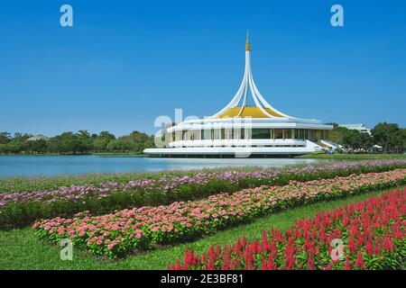 Pavillon Ratchamangkhala à Suan Luang Rama IX Park Prawet District, Bangkok, Thaïlande. Banque D'Images