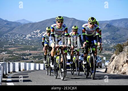 Belge aime de Gendt d'Intermarche Wanty-Gobert et allemand Georg Zimmermann d'Intermarche Wanty-Gobert photographié en action pendant l'Intermarche-Wa Banque D'Images