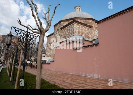 Istanbul, Turquie, 03 mars 2018 : le bain Sultan Hagia Sophia Hurrem est un bain ottoman sur la place Sultanahmet, dans le quartier Fatih d'Istanbul. Banque D'Images