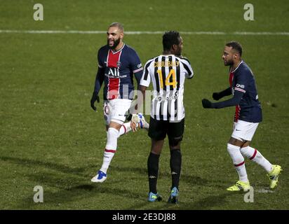 Layvin Kurzawa de PSG célèbre son but avec Neymar Jr lors du championnat français Ligue 1 de football match entre Angers SCO et Paris Saint-Germain le 16 janvier 2021 au Stade Raymond KOPA à Angers, France - photo Jean Catuffe / DPPI / LiveMedia Banque D'Images