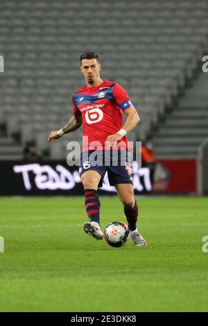 Capitaine LOSC Jose FONTE 6 pendant le championnat de France Ligue 1 match de football entre l'OSC de Lille et le Stade de Reims Sur Januar / LM Banque D'Images