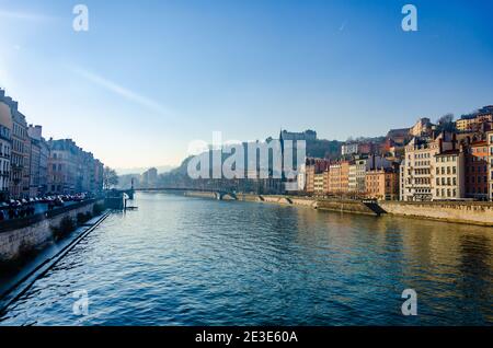 Vue sur la rivière à Lyon, France Banque D'Images