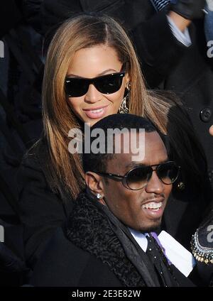 Beyonce Knowles et Sean 'Diddy' Combs assistent aux cérémonies d'inauguration du président Barack Obama à Capitol Hill à Washington, D.C., États-Unis, le 20 janvier 2009. Photo de Douliery/Hann/ABACAPRESS.COM Banque D'Images