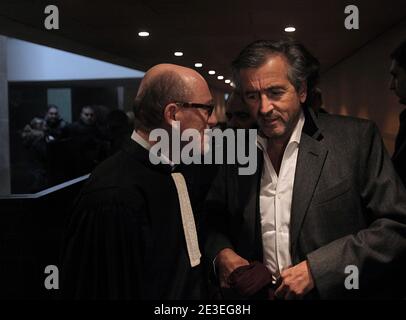 Bernard-Henry Levy est venu temoiger a la demande de la LICRA, lors du procès sine, la LICRA porte claire pour l'incision a la haine raciale contre le dessinateur sine, ne Maurice Sinet, a Lyon, France le 27 janvier 2009. Photos Vincent Dargent/ABACAPRESS.COM Banque D'Images