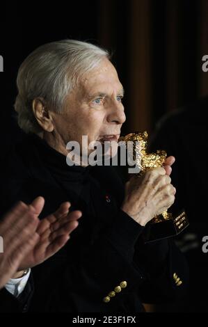 Le compositeur français Maurice Jarre reçoit un ours d'or honoraire lors du 59ème Festival international du film de Berlin au cinéma international le 12 février 2009 à Berlin, en Allemagne. Photo de Mehdi Taamallah/ABACAPRESS.COM Banque D'Images