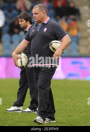 L'entraîneur du Stade Francais John McKenzie lors du match de rugby Top 14, Stade Francais contre Bourgoin au stade Jean-Bouin à Paris, France, le 7 mars 2009. Photo de Steeve McMay/ABACAPRESS.COM Banque D'Images