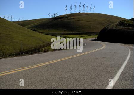 Vue de Shiloh II Wind Project à Rio Vista, Californie, États-Unis, le 9 janvier 2009. La centrale éolienne Shiloh est un parc éolien qui comprend maintenant des centaines d'éoliennes. Photo de Lionel Hahn/ABACAPRESS.COM Banque D'Images