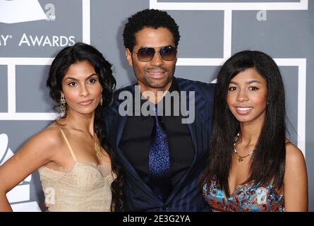 Eric Benet, Manuela Testolini (à gauche) et sa fille India arrivent au 51ème Grammy Awards annuel, qui s'est tenu au Staples Center de Los Angeles, CA, Etats-Unis le 8 février 2009. Photo de Lionel Hahn/ABACAUSA.COM (en photo : Manuela Testolini, Eric Benet, Inde) Banque D'Images