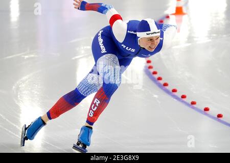 Daria Kachanova (RUS sur la distance finale 1000 mètres pendant le Championnat d'Europe Allround et Sprint le janvier 17 2021 à Heerenveen pays-Bas crédit: SCS/Soenar Chamid/AFLO/Alay Live News Banque D'Images