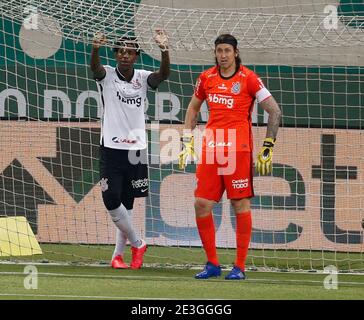 Gil et Cassio (Corinthiens) au cours de la Ligue brésilienne (Campeonato Brasileiro) jeu entre Palmeiras et Corinthiens, Palmeiras a gagné le jeu 4-0. Crédit: SPP Sport presse photo. /Alamy Live News Banque D'Images