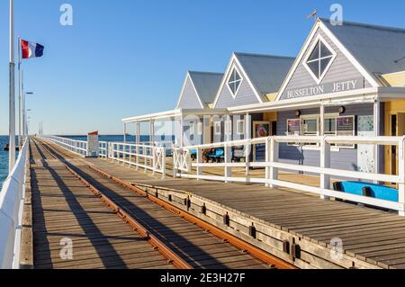 Gare de Jetty et boutiques - Busselton, WA, Australie Banque D'Images