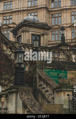 Staircase at Parade Gardens à Bath, Somerset, Angleterre, Royaume-Uni. Banque D'Images