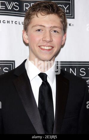 NEW YORK, NY- 27 NOVEMBRE : Nick Ziobro assistera à l’ouverture du salon Gershwin des fêtes de Michael Feinstein à la discothèque Feinstein au Loews Regency Hotel, le 27 novembre 2012, à New York. Crédit : Joseph Marzullo/MediaPunch Banque D'Images