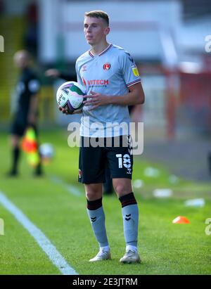 Alfie Doughty de Charlton Athletic lors du premier match de la Carabao Cup au terrain du comté, Swindon. Date de la photo: Samedi 5 septembre 2020. Voir PA Story SOCCER Swindon. Le crédit photo devrait se lire: Steven Paston/PA Wire. RESTRICTIONS : UTILISATION ÉDITORIALE UNIQUEMENT utilisation non autorisée avec des fichiers audio, vidéo, données, listes de présentoirs, logos de clubs/ligue ou services « en direct ». Utilisation en ligne limitée à 120 images, pas d'émulation vidéo. Aucune utilisation dans les Paris, les jeux ou les publications de club/ligue/joueur unique. Banque D'Images