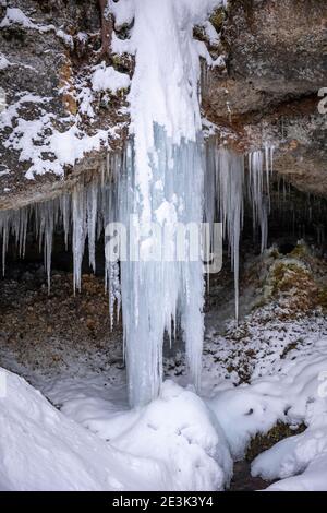 Cascade gelée entre Eichenberg et Moeggers dans le Vorarlberg, Autriche Banque D'Images