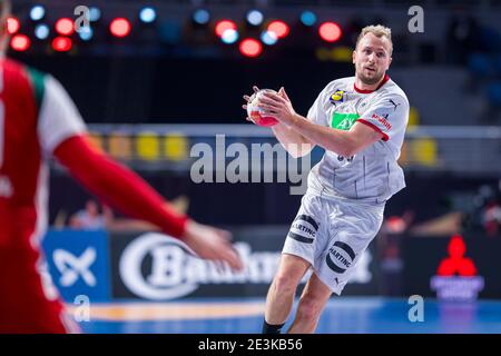 Madinat Sittah Uktubar, Égypte. 19 janvier 2021. Handball: Championnat du monde, Allemagne - Hongrie, cycle préliminaire, Groupe A, Matchday 3. Julius Kühn (MT Melsungen) sur le ballon. Credit: Sascha Klahn/dpa/Alay Live News Banque D'Images