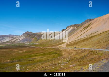 Panoramas rencontrés en voyageant le long de la route islandaise principale Banque D'Images