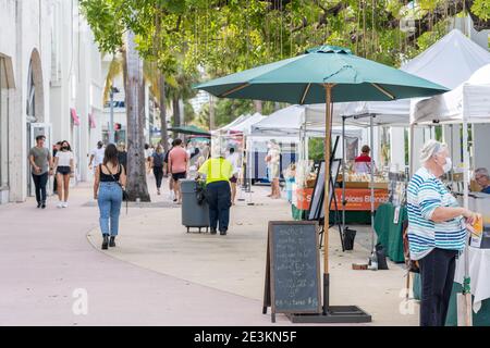 Miami, Floride - 3 janvier 2021 : Farmer's Market of Lincoln Road Mall, à Miami Beach. Banque D'Images