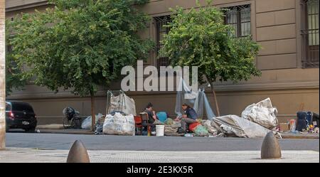Cartoneros ou des poubelles dans le centre de Buenos Aires, en Argentine Banque D'Images