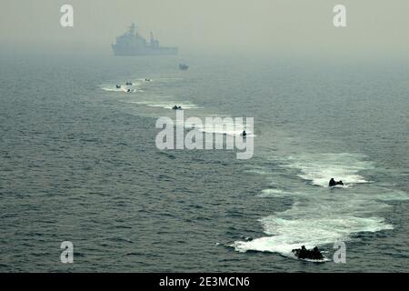 Marines mène une formation d'assaut amphibie. (9137299628). Banque D'Images