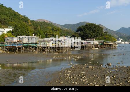 Tai O stilt Houses, Tai O Village, village de pêcheurs de l'île de Lantau, Hong Kong. Vue au niveau des yeux Banque D'Images