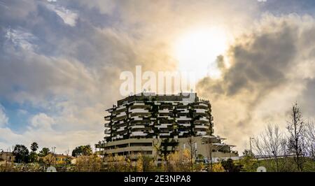 Immeuble contemporain écologique à Aiguerelles, Montpellier, France - paysage urbain. Banque D'Images