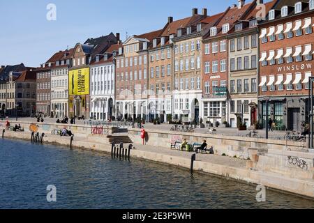 Maisons le long de Gammel Strand, Copenhague, Danemark Banque D'Images