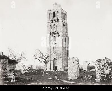 Photographie vintage du XIXe siècle : tour de Ramleh. Terre Sainte, Palestine, Israël moderne. La Mosquée blanche est une ancienne mosquée Ummayad dans la ville de Ramla, en Israël. Seul le minaret est encore debout. William Hammerschmidt, années 1860. Banque D'Images