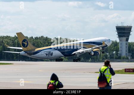 2 Juillet 2019, Moscou, Russie. Avion Airbus A330-300 I Fly Airlines à l'aéroport de Vnukovo à Moscou. Banque D'Images