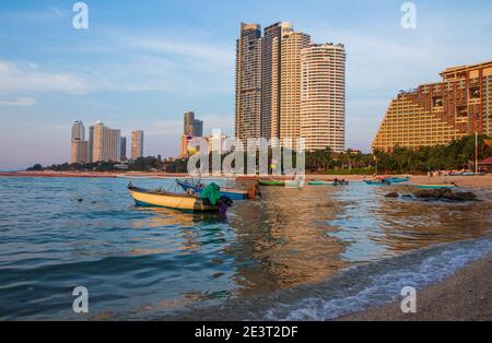 Pattaya Naklua District Chonburi Thaïlande Asie visitez la plage et Côte du golfe de Thaïlande Banque D'Images