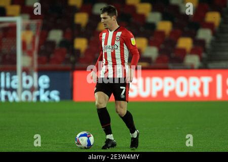 Londres, Royaume-Uni. 20 janvier 2021. Sergi Canos de Brentford en action pendant le match. EFL Skybet Championship Match, Brentford v Luton Town au Brentford Community Stadium, Brentford à Londres, le mercredi 20 janvier 2021. Cette image ne peut être utilisée qu'à des fins éditoriales. Utilisation éditoriale uniquement, licence requise pour une utilisation commerciale. Aucune utilisation dans les Paris, les jeux ou les publications d'un seul club/ligue/joueur. photo par Steffan Bowen/Andrew Orchard sports photographie/Alay Live news crédit: Andrew Orchard sports photographie/Alay Live News Banque D'Images