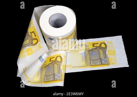 Rouleau De Papier Toilette Jaune Clair Et Billets En Euros Isolés Sur Blanc