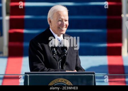 Le président Joe Biden s'exprime lors de la 59ème inauguration présidentielle au Capitole des États-Unis à Washington, le mercredi 20 janvier 2021.(AP photo/Patrick Semansky, Pool)/MediaPunch Banque D'Images