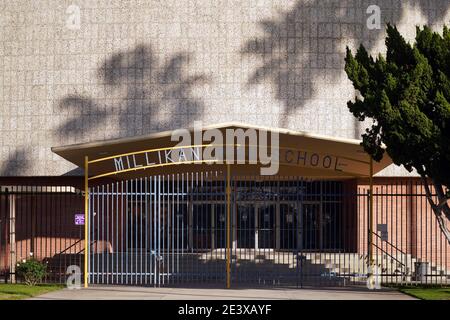 Une vue générale de l'école secondaire Millikan, dimanche 10 janvier 2021, à long Beach, en Californie. Banque D'Images