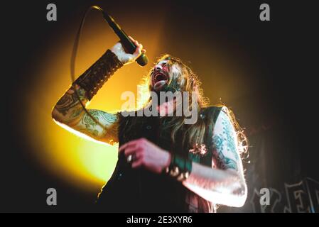 ITALIE, ROMAGNANO SESIA, 2014: STU Block, chanteur du groupe américain de métaux lourds Iced Earth, en direct sur scène à la Rock N Roll Arena Banque D'Images