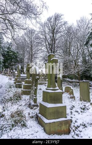 Le cimetière de All Saints Church, Towngate, Netherthong, Holmfirth, West Yorkshire, Angleterre, Royaume-Uni Banque D'Images