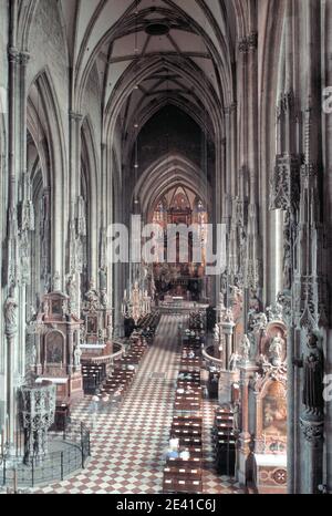 Blick von der Orgelempore nach Osten, Innenansicht Banque D'Images